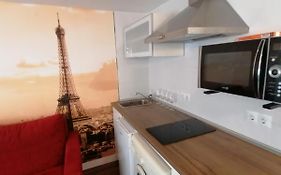 Studio Little Paris
